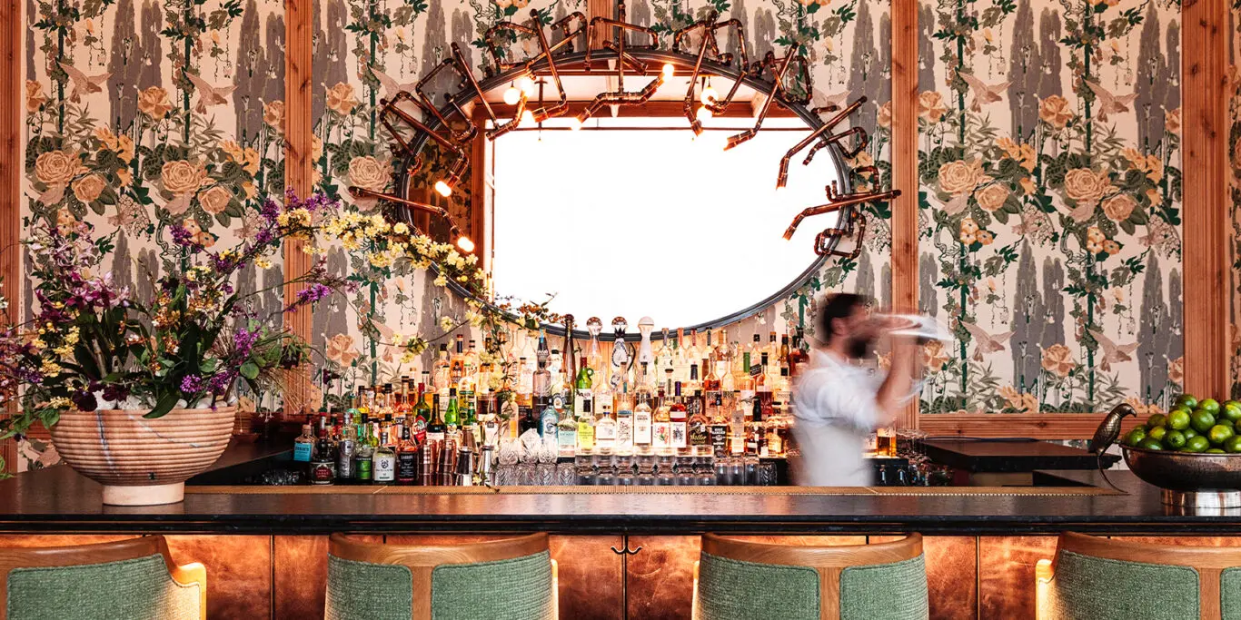 Bar photo 3