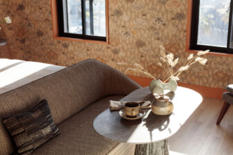 Landmark guest room Seating Area
