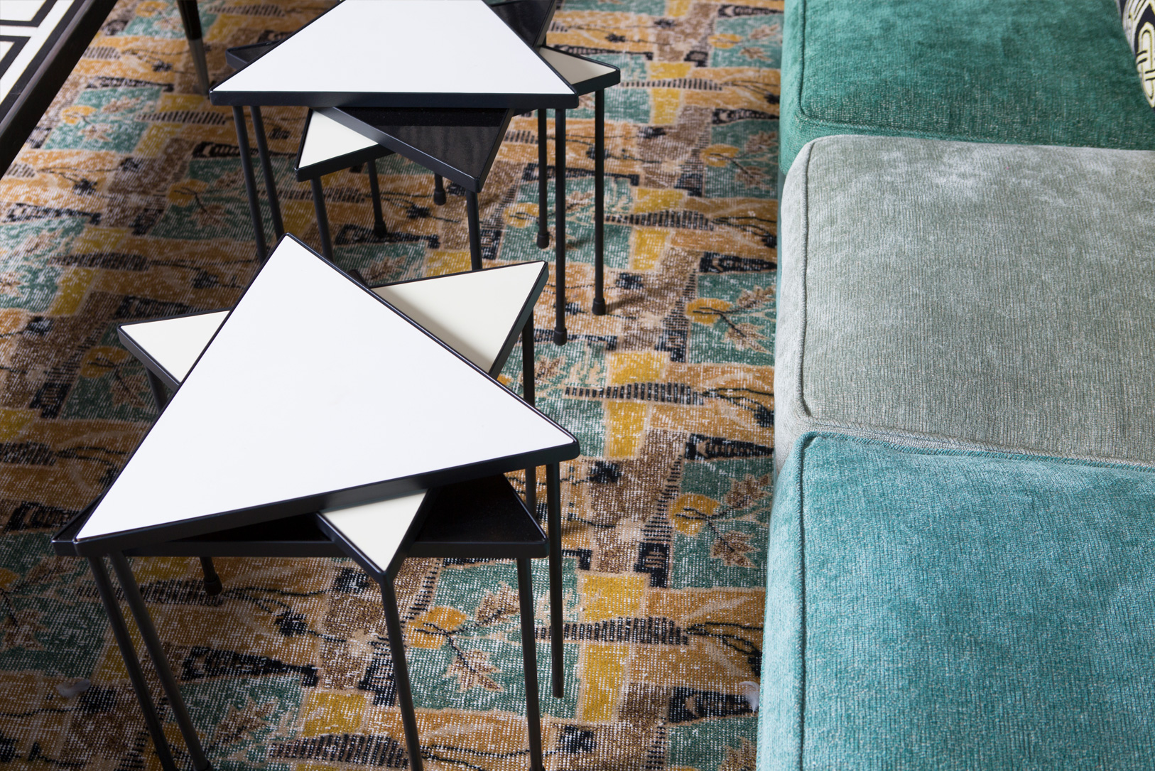 san francisco proper lobby and lounge couch seating