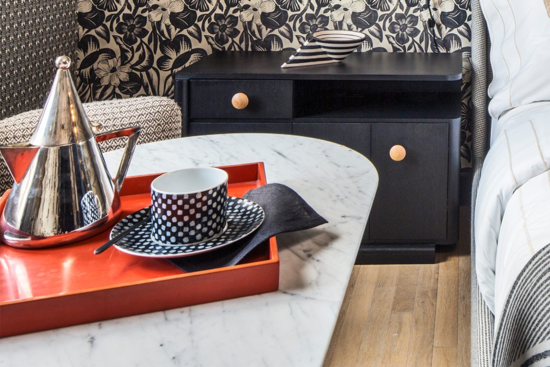 in room dining in guest room