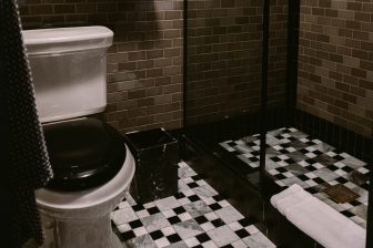san francisco proper guest bathroom
