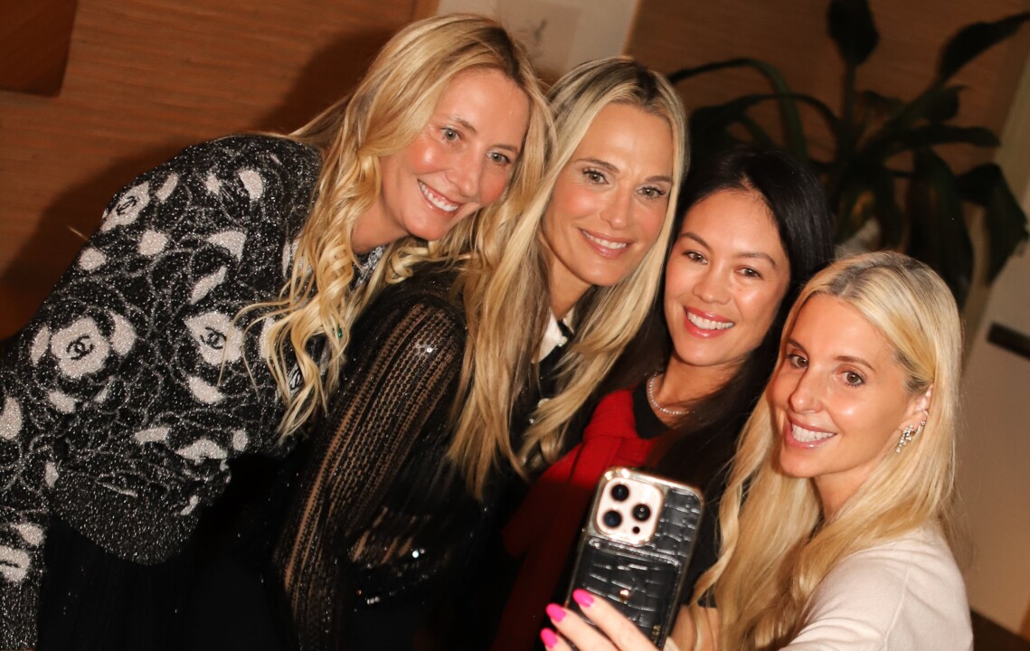YSE Beauty Holiday Mixer
